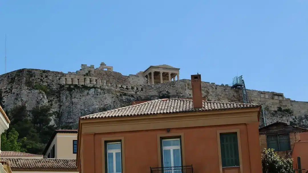 Athens' Plaka beneath the Acropolis 2